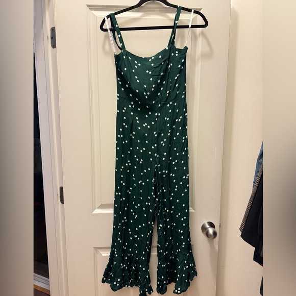 Lea Jumpsuit in Linnea Dot Print - Picture 6 of 6